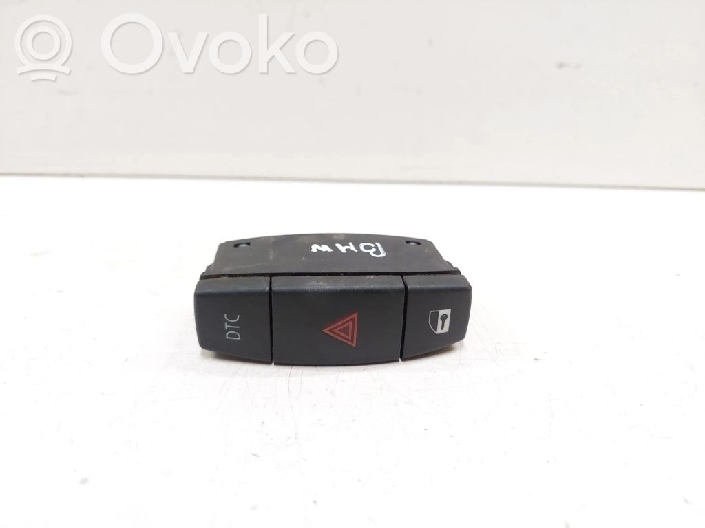 Hazard light switch   6945603,6131694560302,61316945603