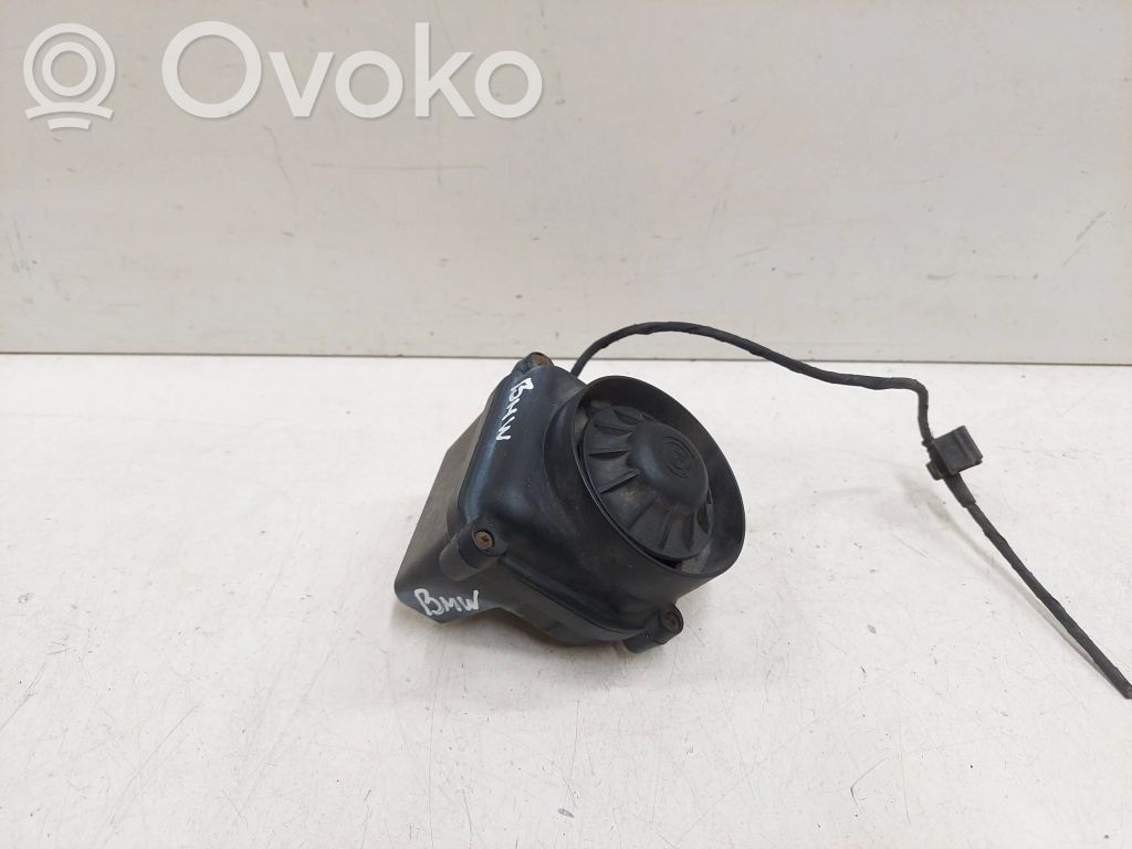 BMW 5 E60 E61 Horn signal 