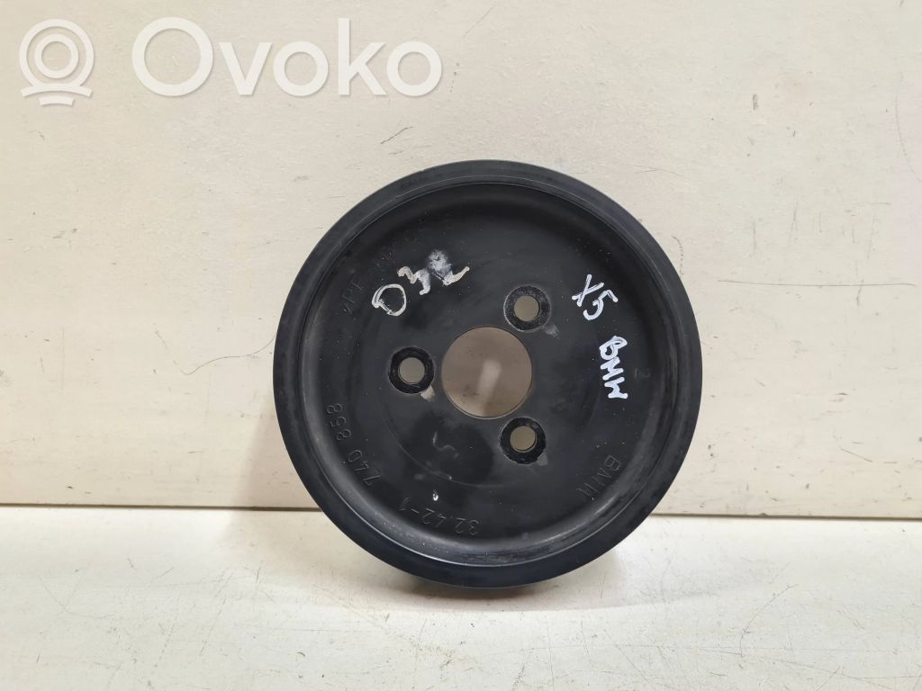 BMW X5 E70 Power steering pump pulley 
