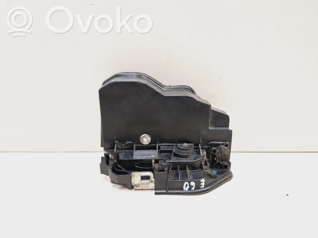BMW 5 E60 E61 Front door lock 