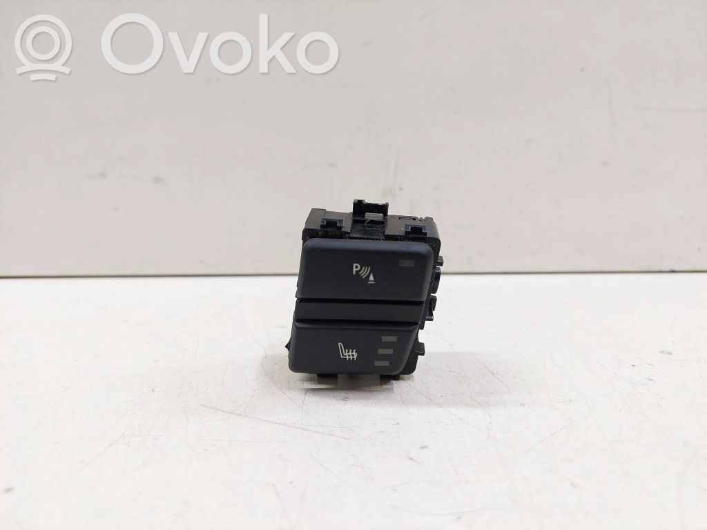 BMW 5 E60 E61 Seat heating switch 