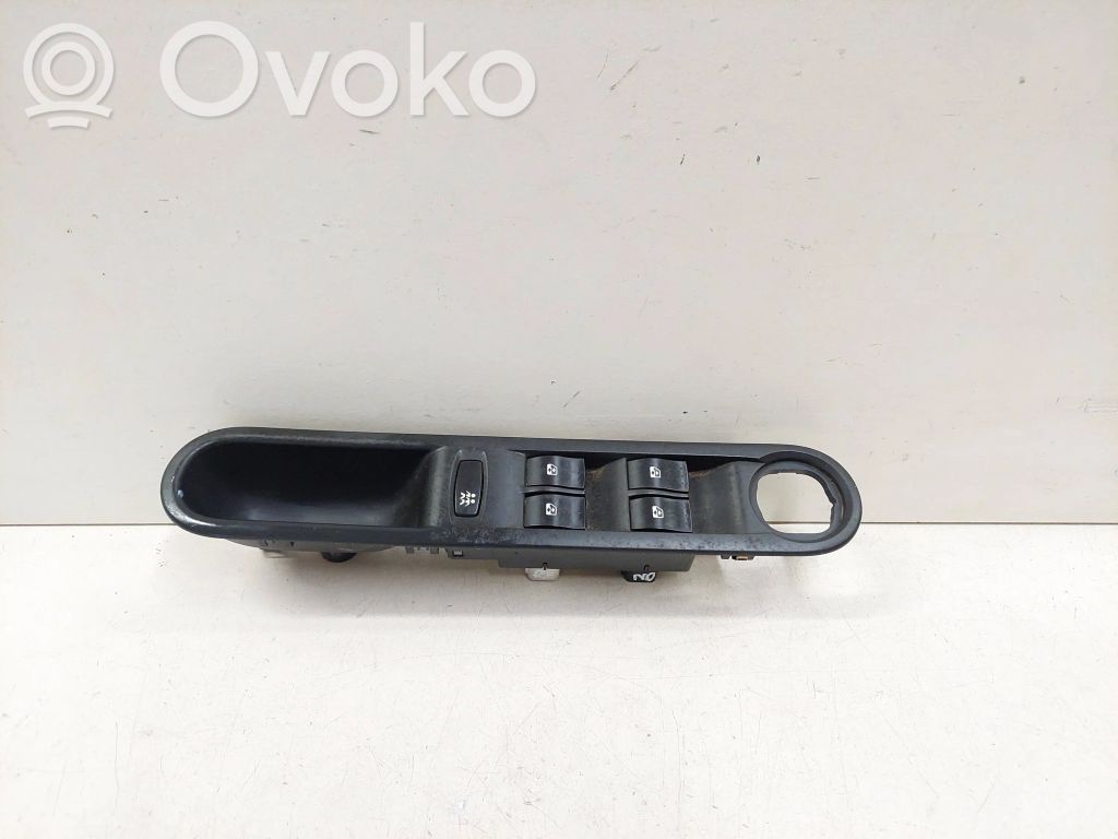 Renault Espace -  Grand espace IV Schalter el. Fensterheber 
