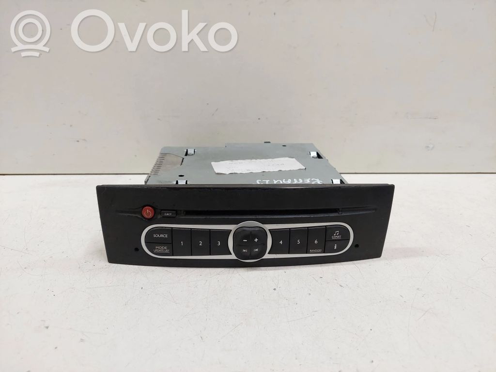 Renault Laguna II Panel / Radioodtwarzacz CD/DVD/GPS 