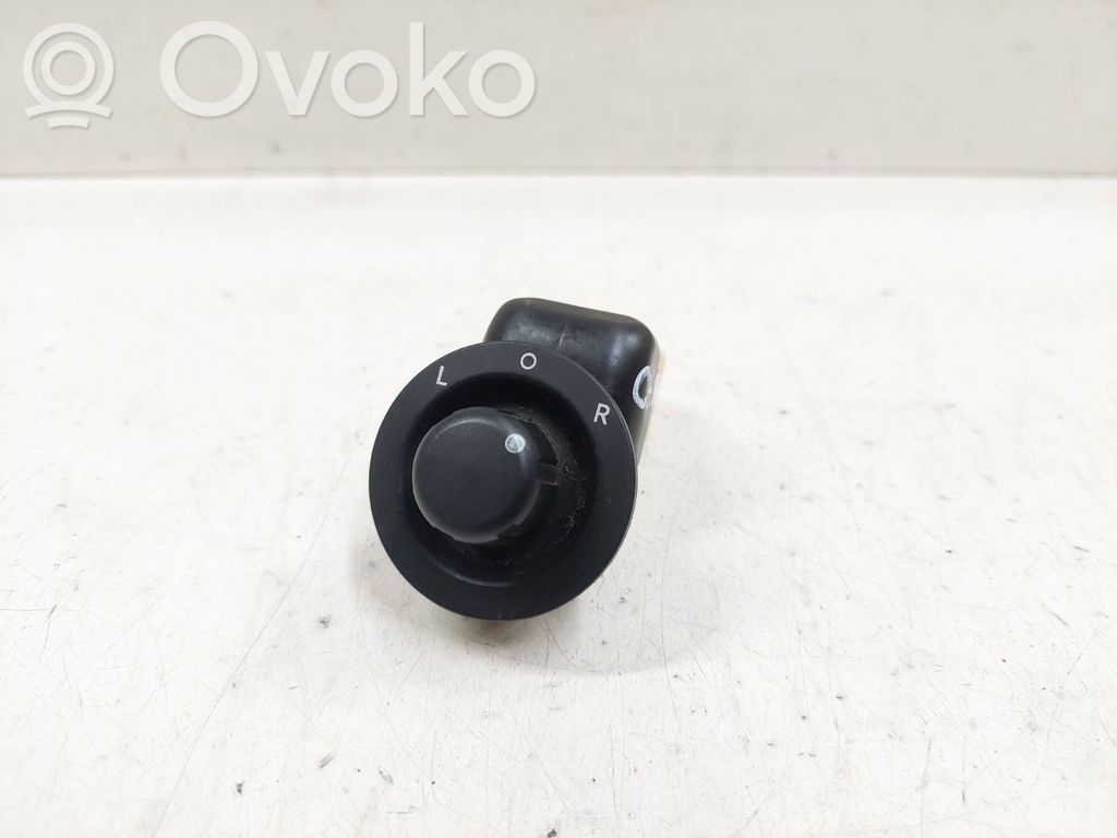 Chrysler PT Cruiser Wing mirror switch 