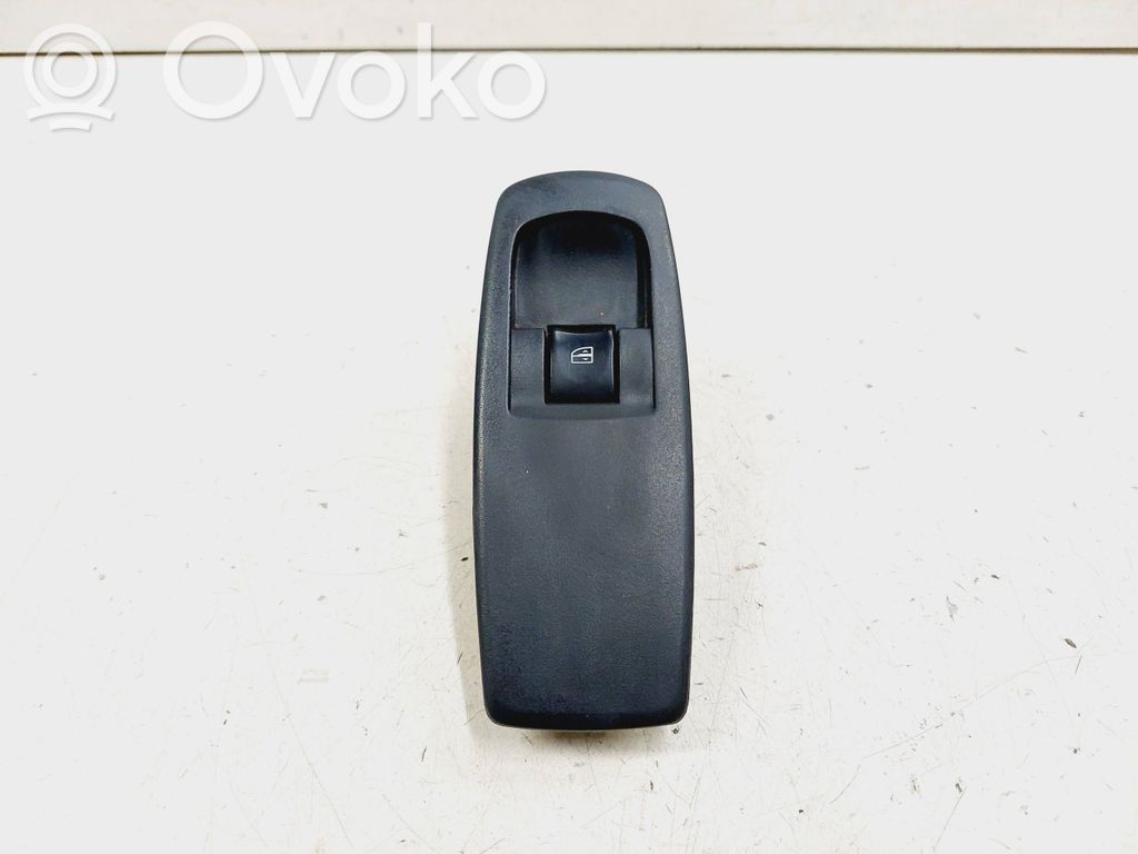 Renault Koleos I Electric window control switch 