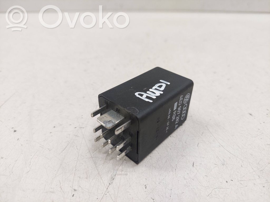 Audi A6 S6 C6 4F Glow plug pre-heat relay 