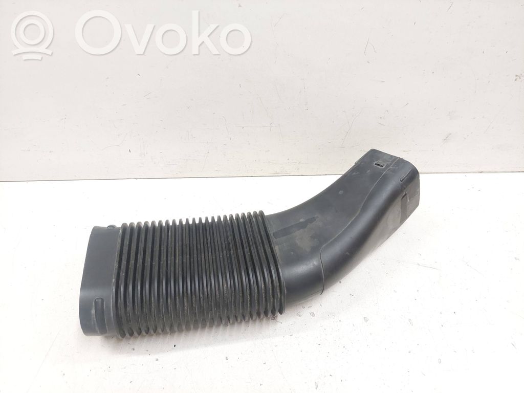BMW X6 E71 Air intake duct part 