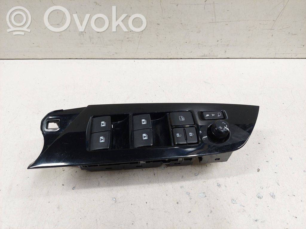 Toyota Prius (XW50) Electric window control switch 