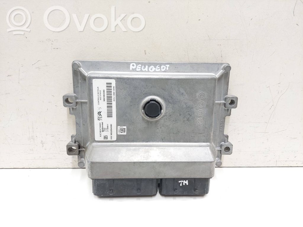 Peugeot 208 II Engine control unit/module 