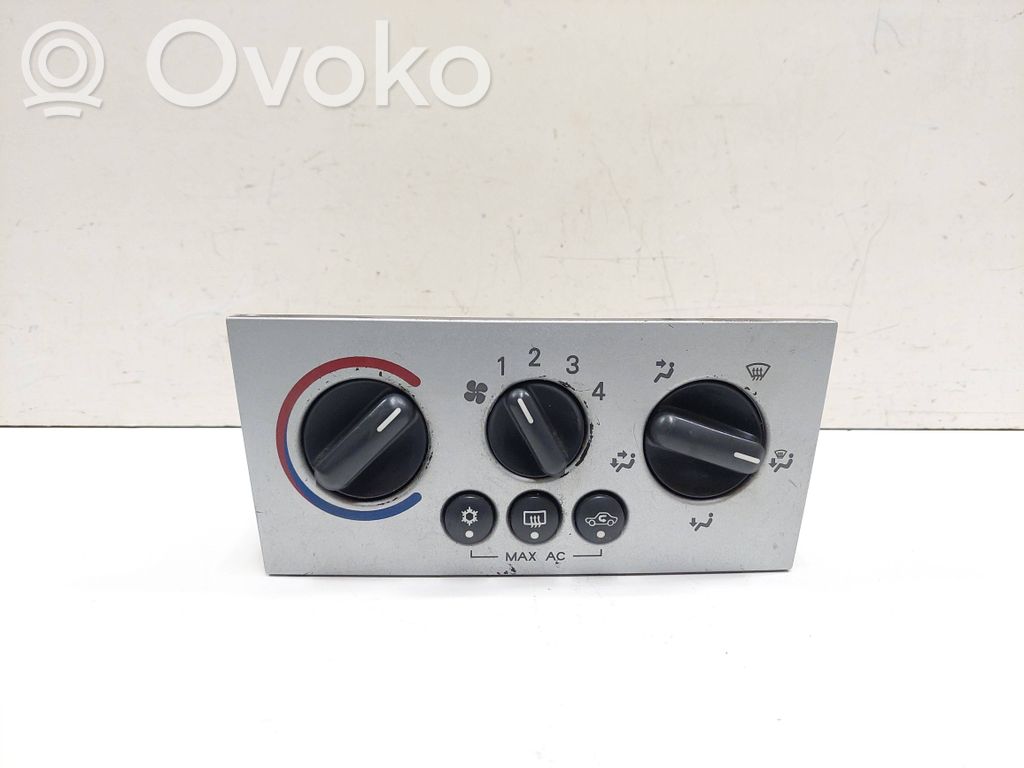 Panel klimatyzacji   93329465,13155572,67583828,CHH730001