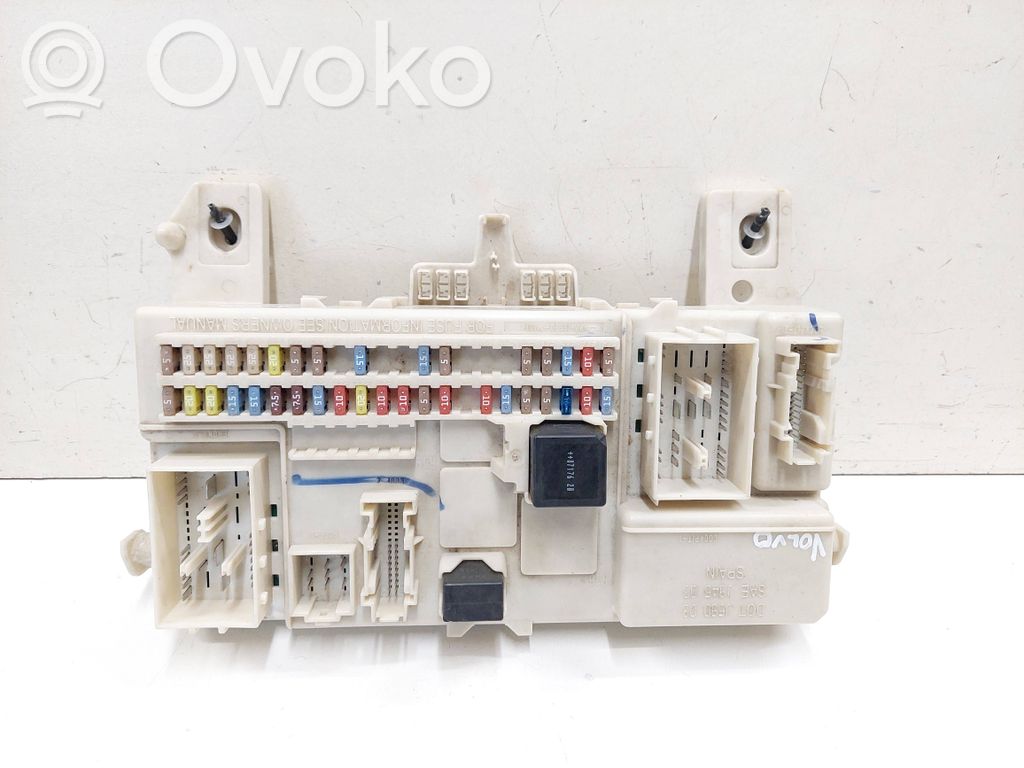Volvo C30 Fuse module 