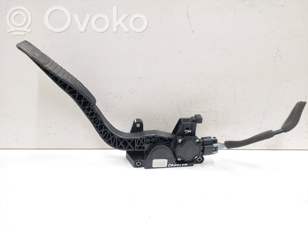 Chevrolet Captiva Pedal del acelerador 