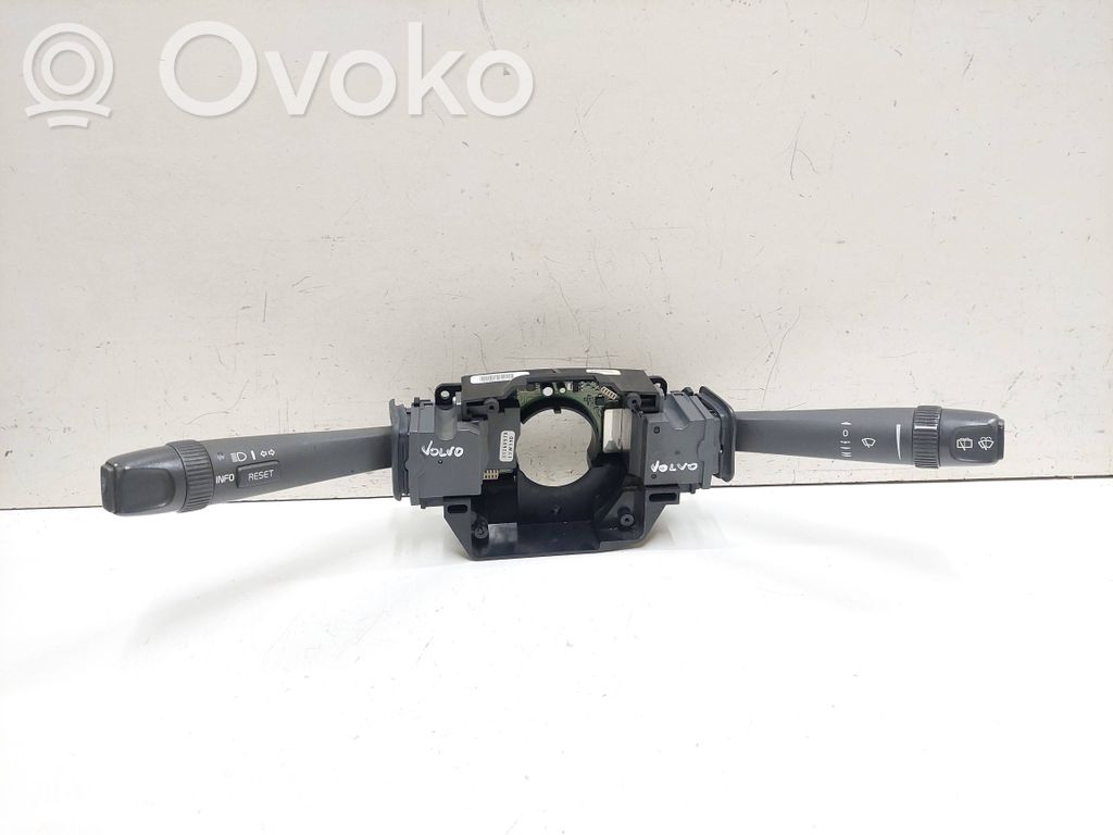 Volvo V70 Interruptor/palanca de limpiador de luz de giro 