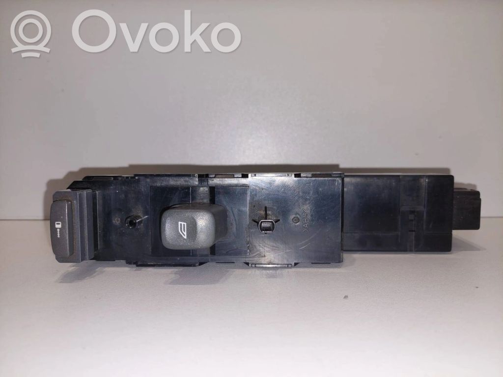 Volvo S80 Electric window control switch 