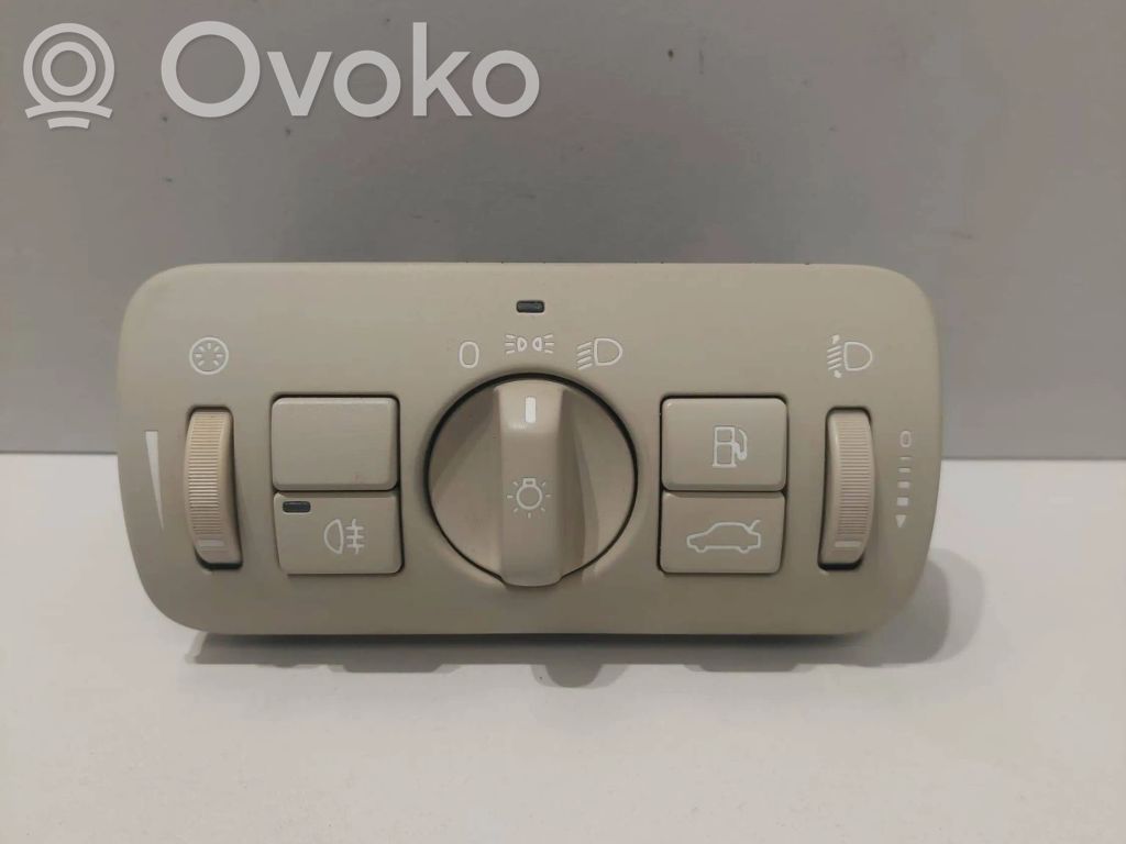 Volvo XC60 Light switch 