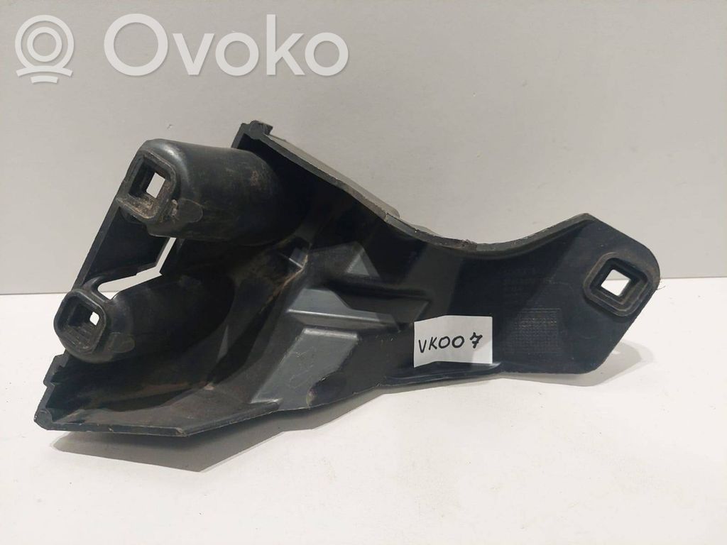 Volvo V70 Galinis laikiklis bamperio 