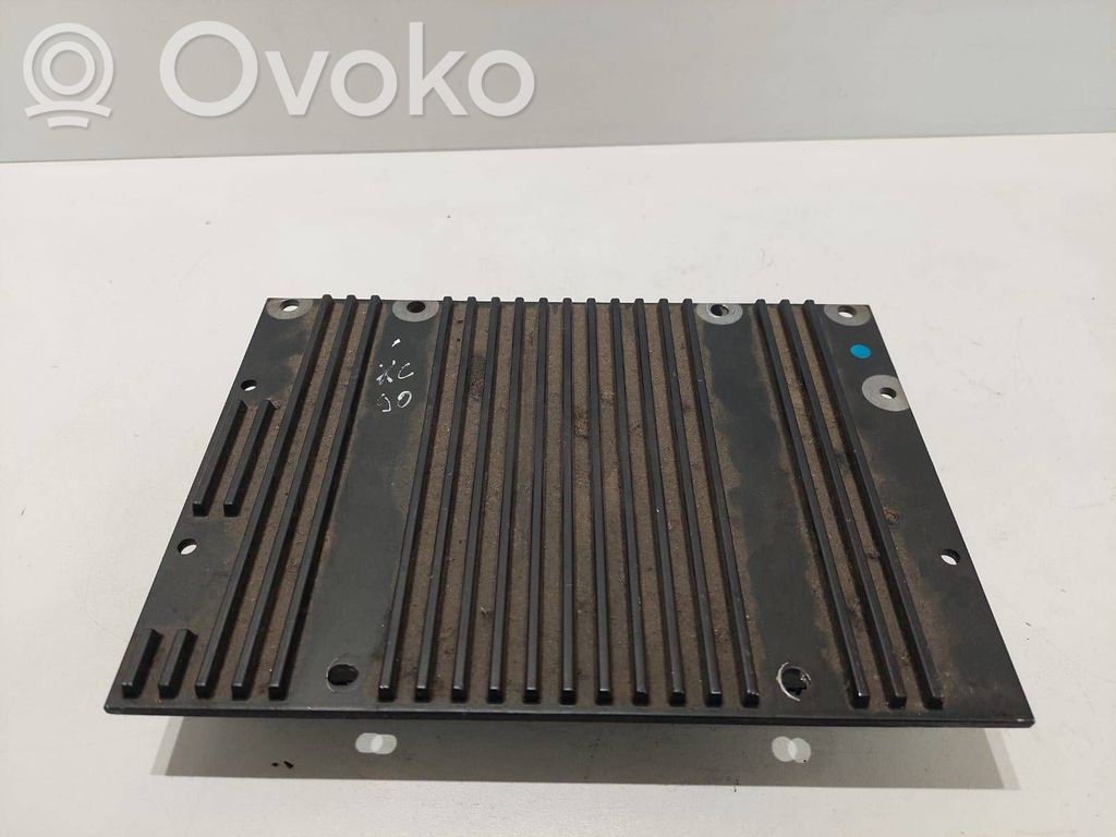 Volvo XC90 Garso stiprintuvas 