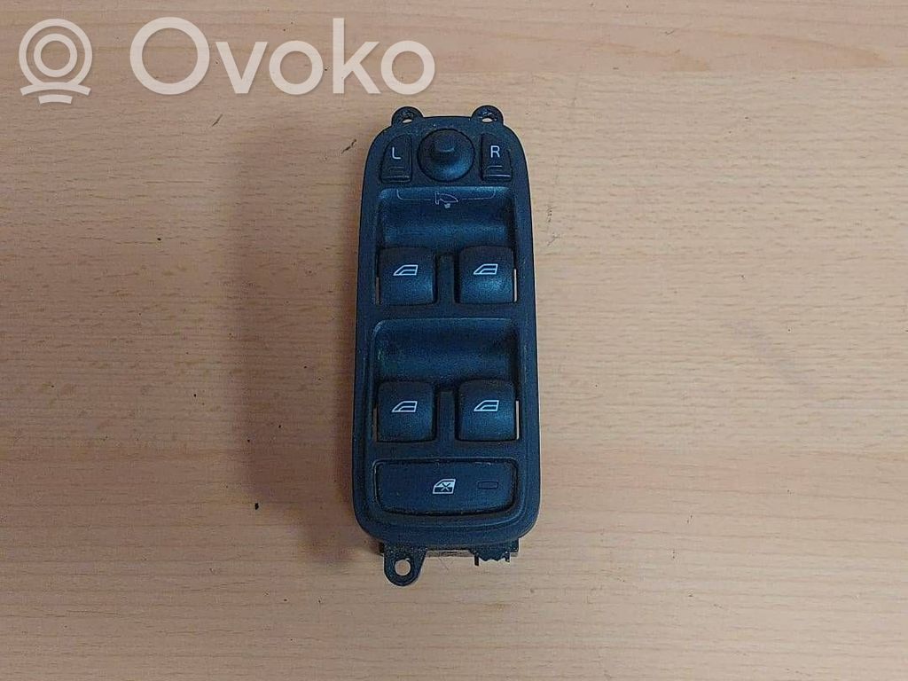 Volvo XC60 Electric window control switch 