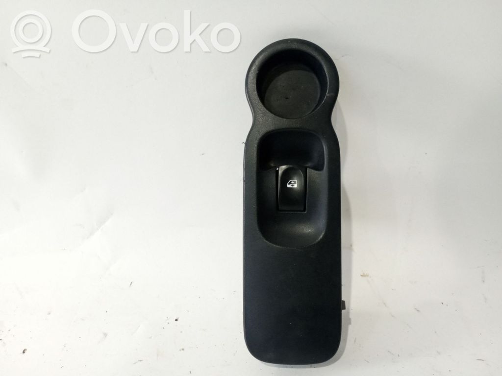 Renault Modus Przyciski szyb 
