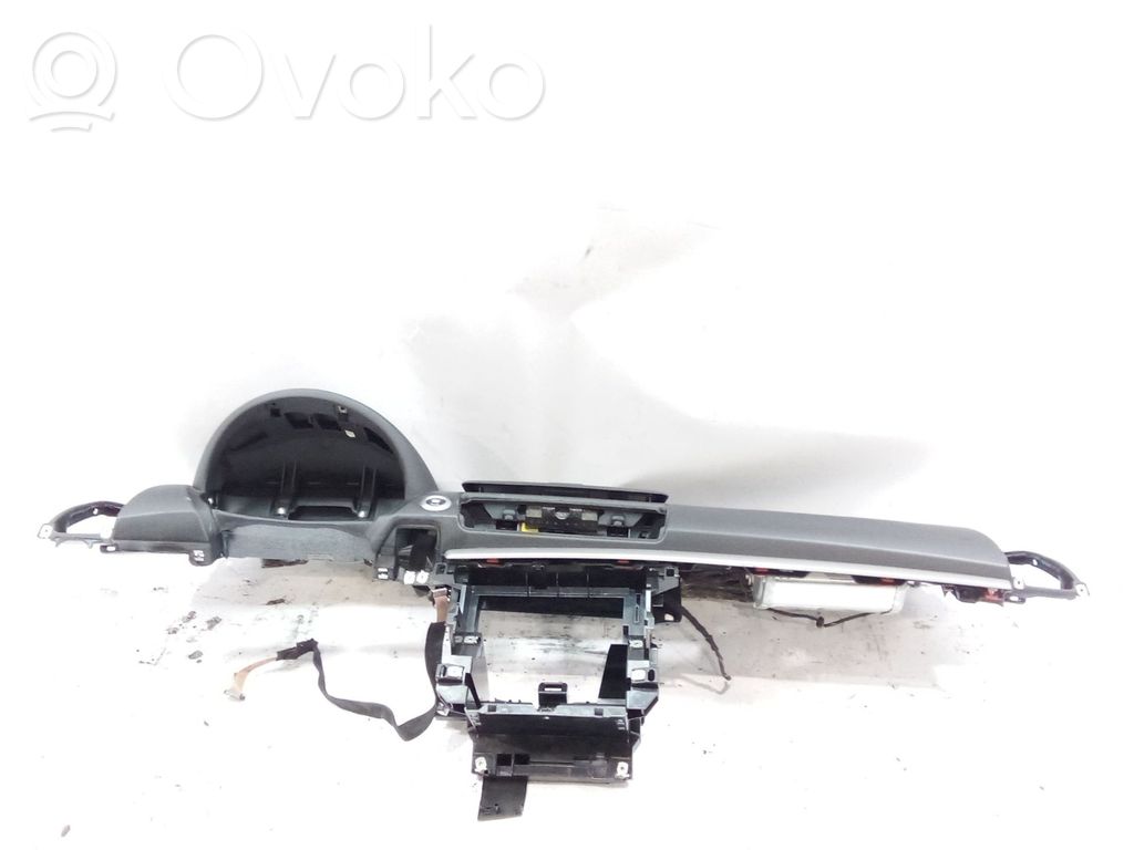 BMW 1 E81 E87 Panel de instrumentos 