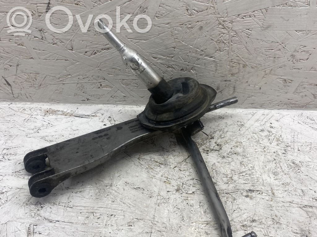 BMW 1 E81 E87 Gear shifter/selector 