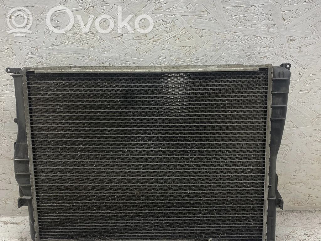 BMW 3 E90 E91 Jäähdyttimen lauhdutin 
