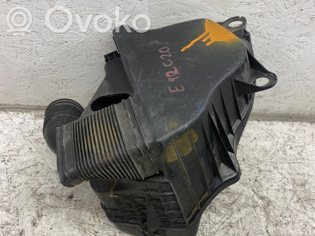 BMW 3 E92 E93 Air filter box 