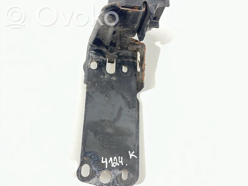 BMW 3 E90 E91 Radiator mount bracket 