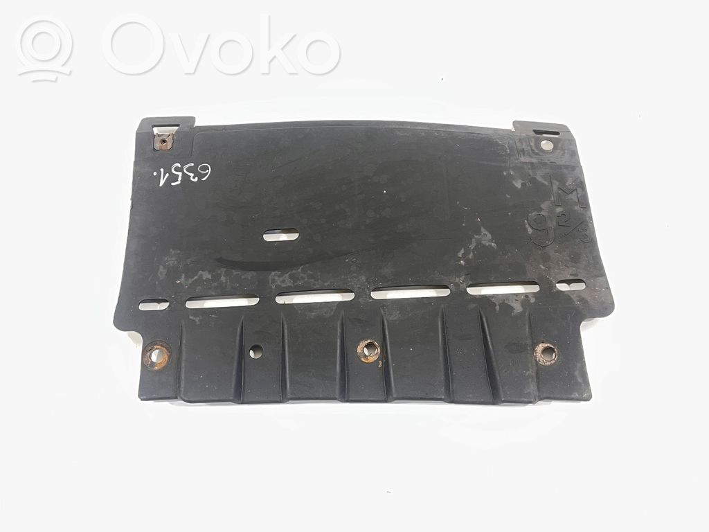 BMW 3 E92 E93 Galinio bamperio dugno apsauga 