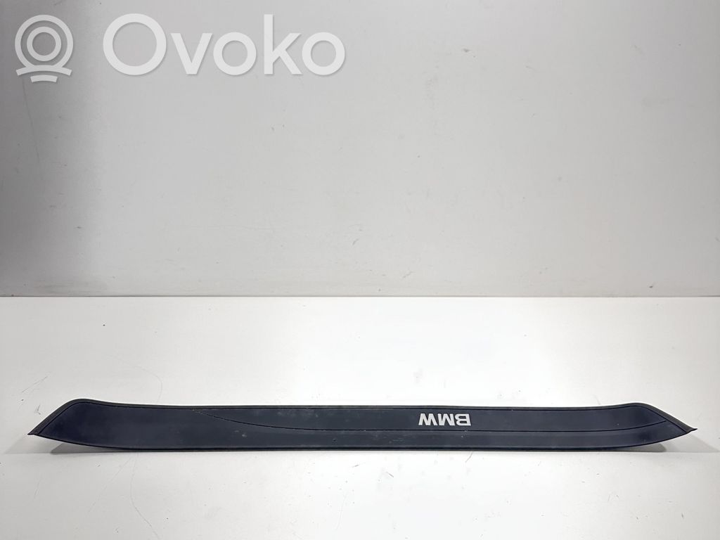 Front sill trim cover   7172295
