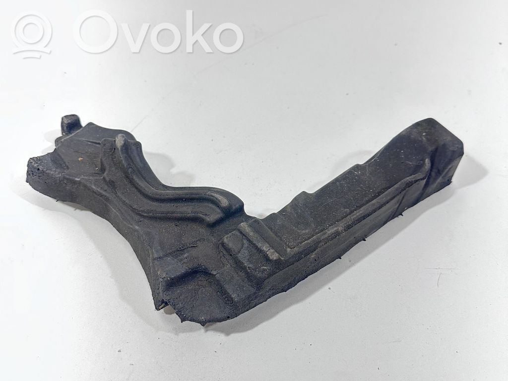 Peugeot 308 Other engine bay part 