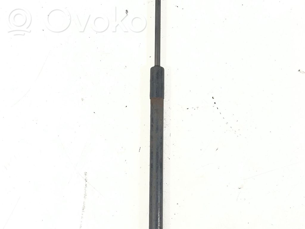 BMW 3 E90 E91 Tailgate/trunk strut/damper 