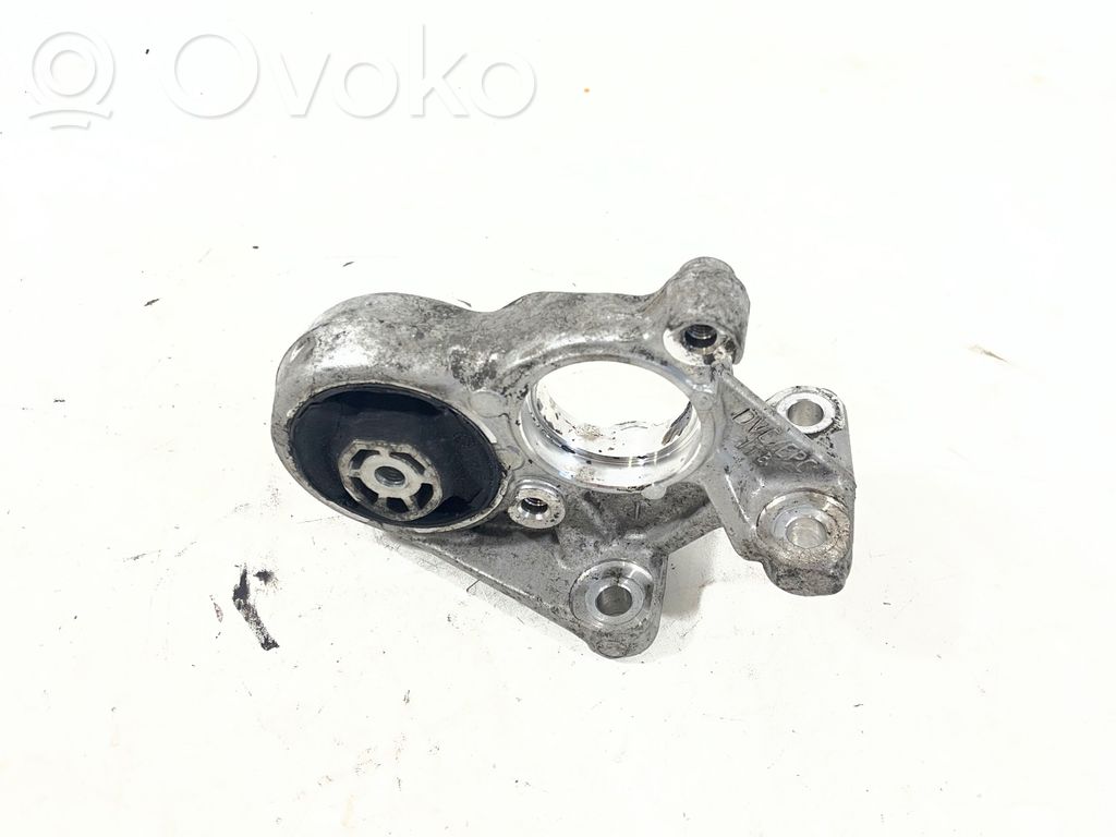 Peugeot 3008 I Engine mount bracket 