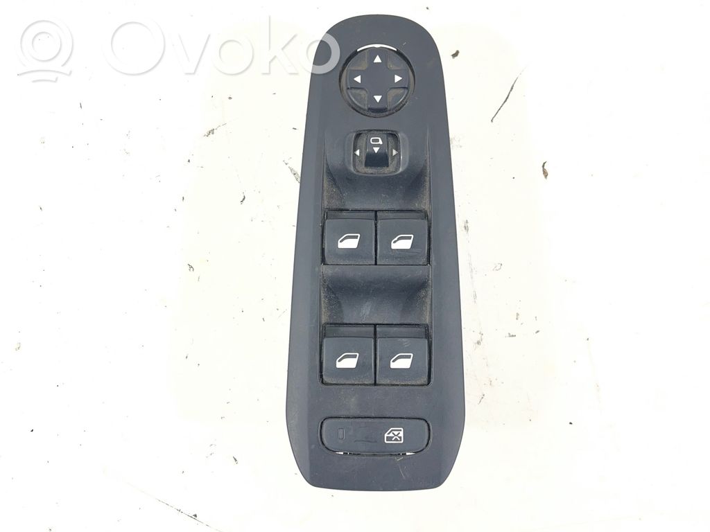 Peugeot 308 Electric window control switch 