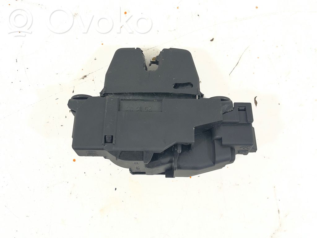 Peugeot 308 Tailgate lock latch 