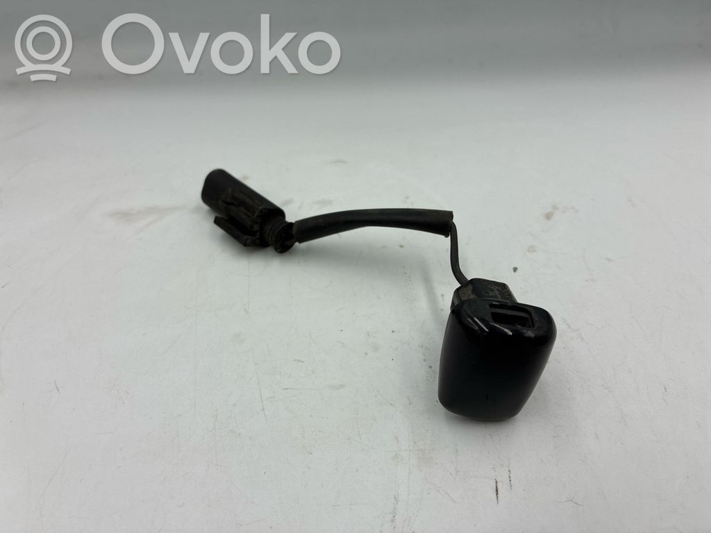 BMW 6 E63 E64 Windshield washer spray nozzle 
