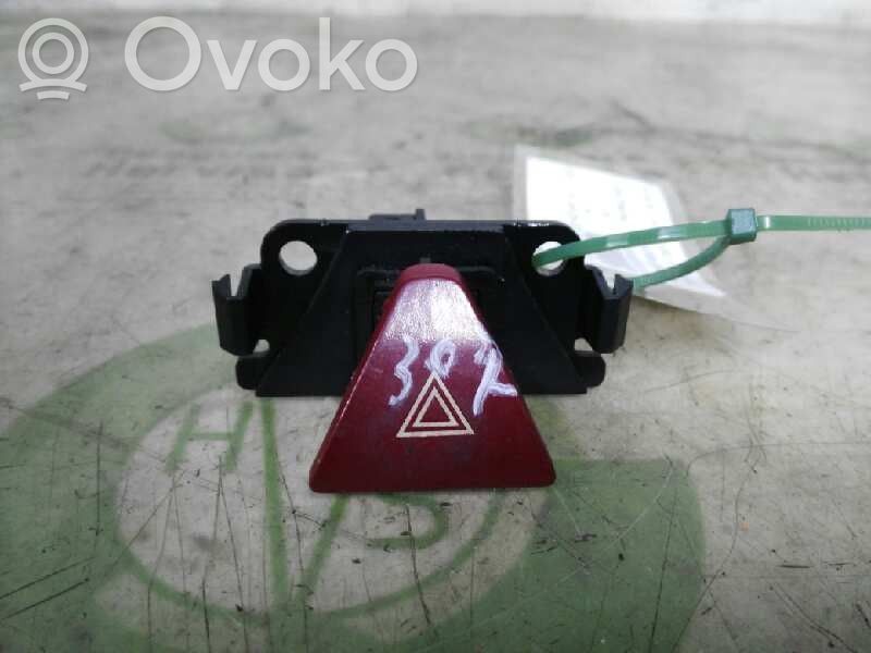 Peugeot 307 Hazard light switch 