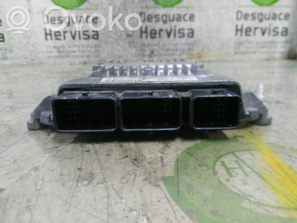 Ford Focus Dzinēja vadības bloks 