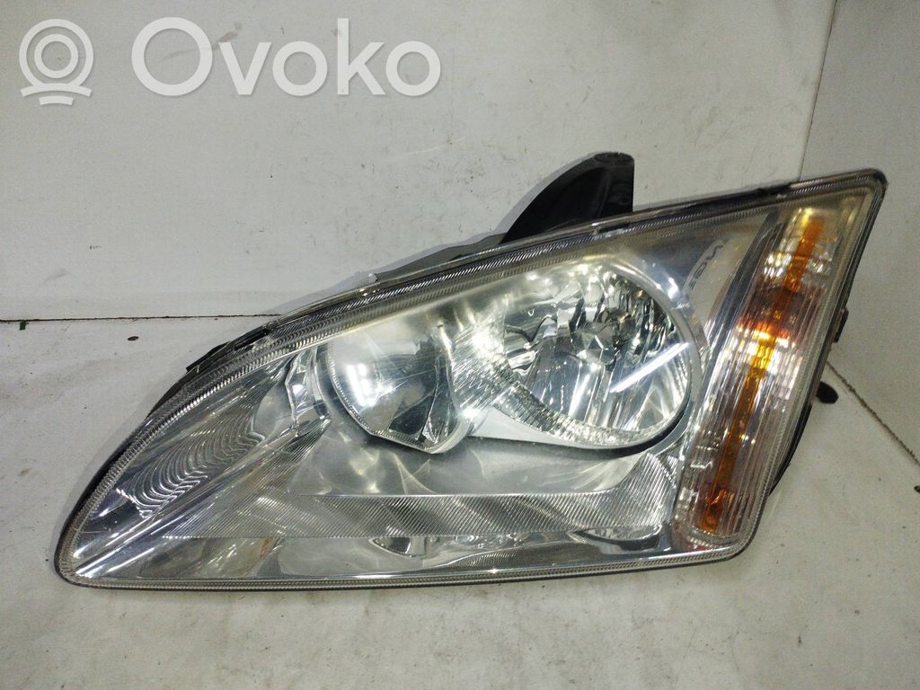 Ford Focus Scheinwerfer 