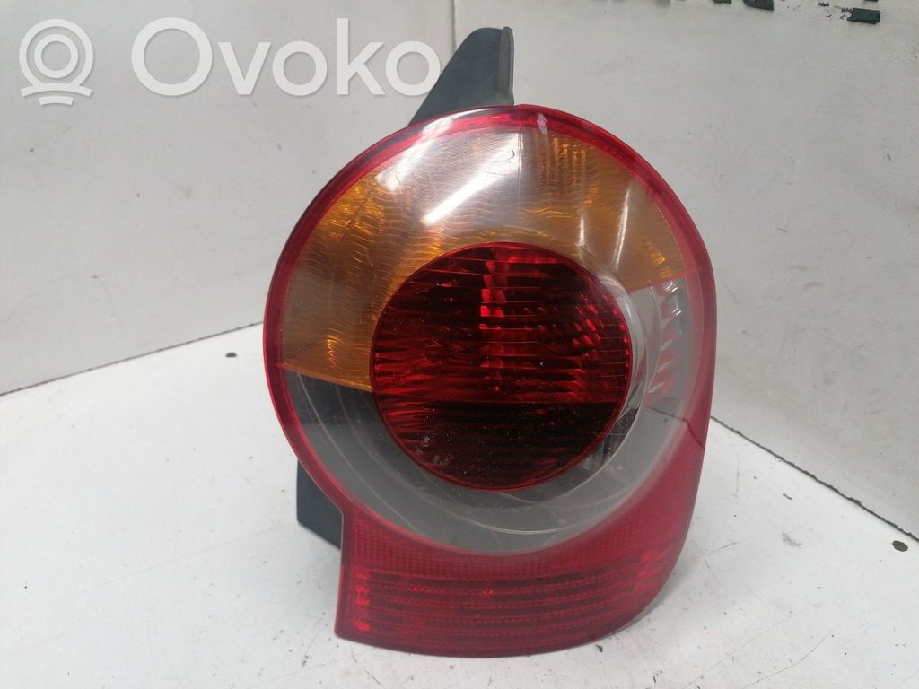 Rear/tail lights   8200212204
