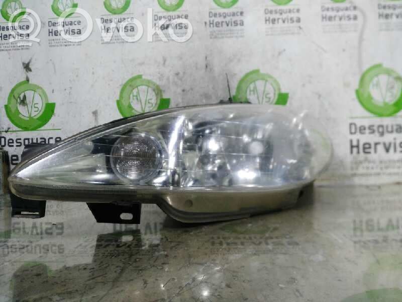Peugeot 206 Lampa przednia 