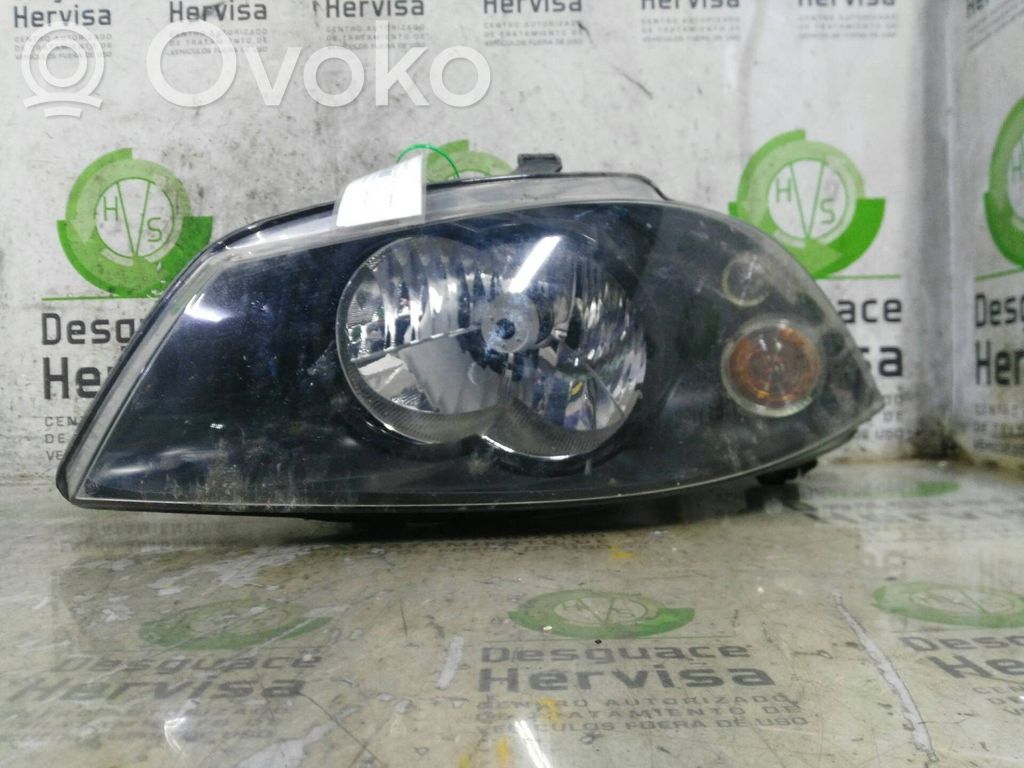 Seat Cordoba (6L) Faro/fanale