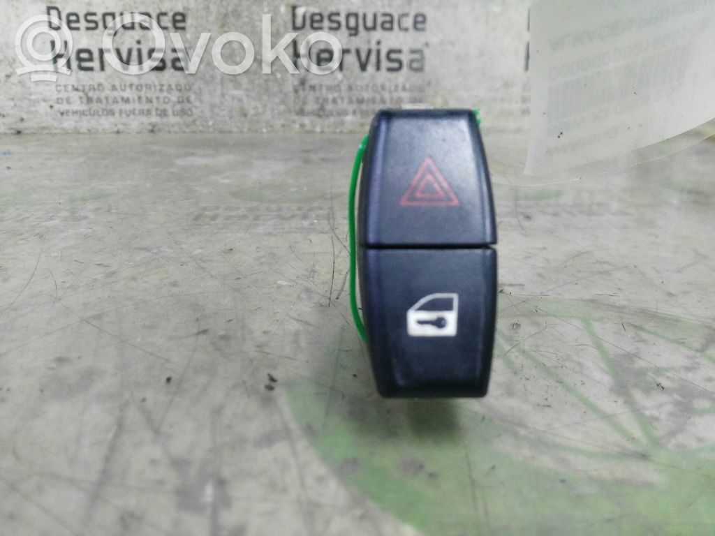 Hazard light switch   6131691950604