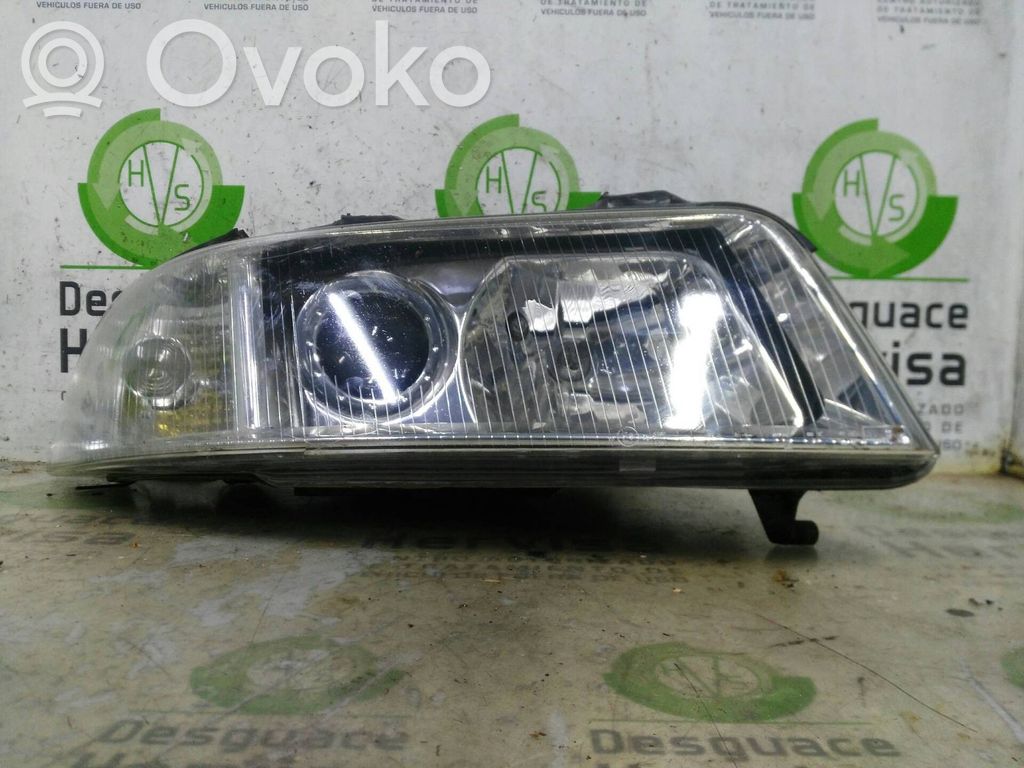 Audi A4 S4 B5 8D Faro/fanale 