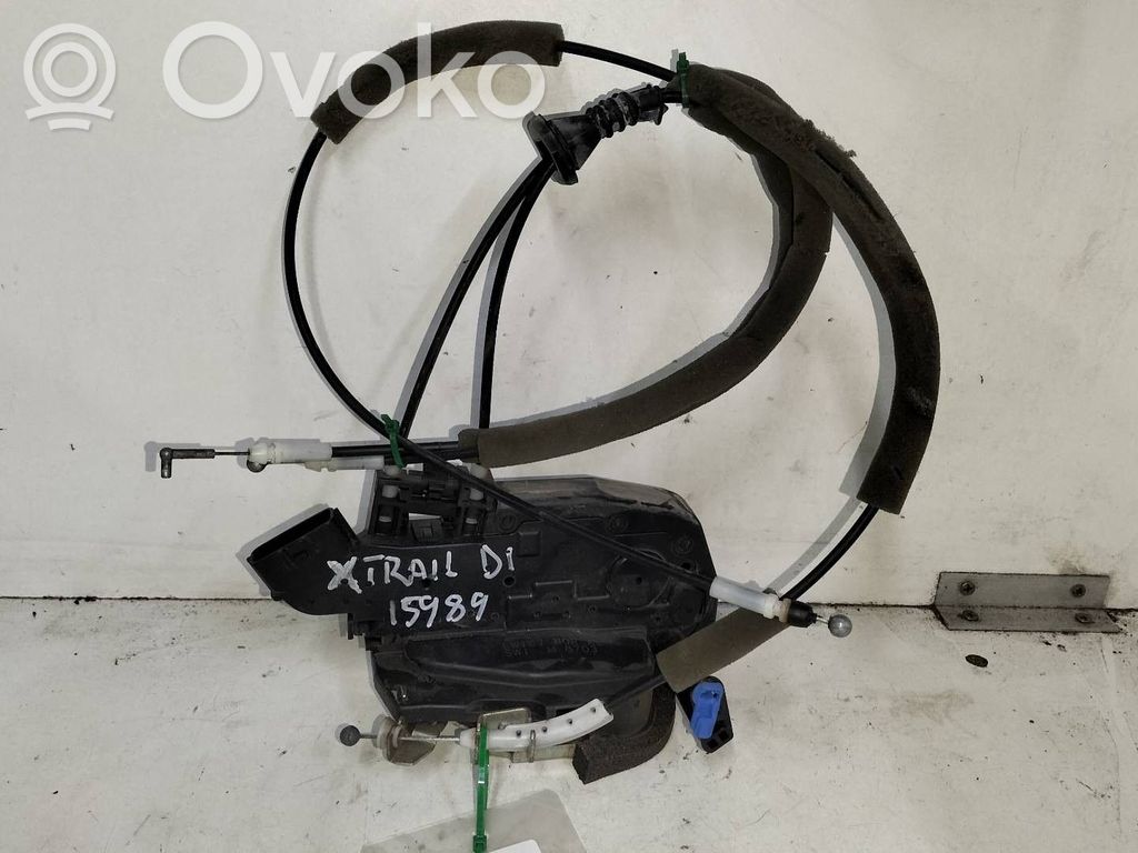 Nissan X-Trail T31 Serratura portiera anteriore 