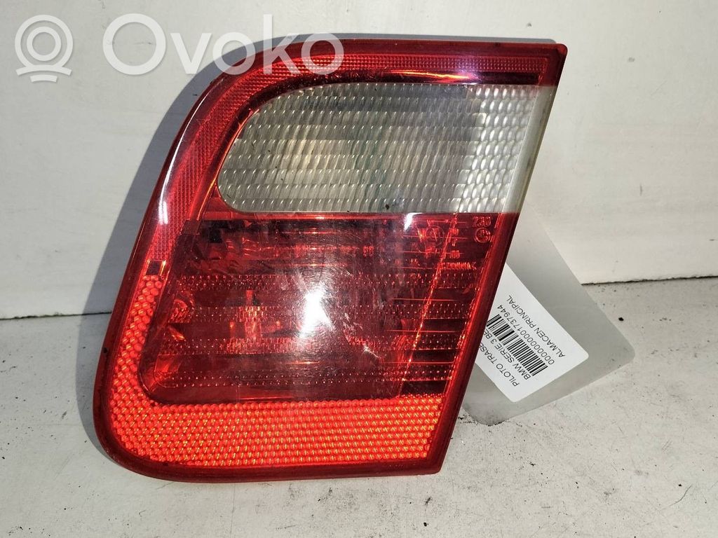 Tailgate rear/tail lights   836492,126399