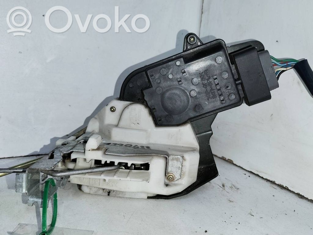 Suzuki Liana Front door lock 