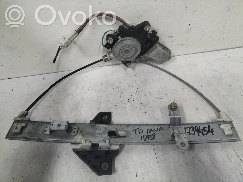 Suzuki Liana Alzacristalli della portiera posteriore con motorino 