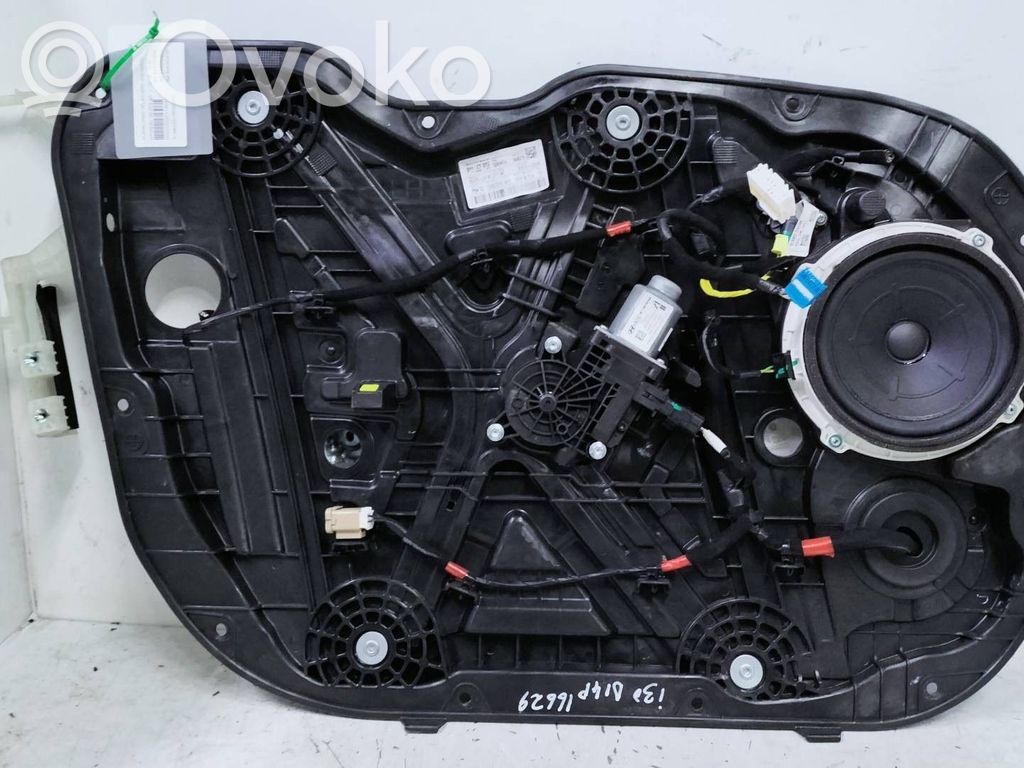 Hyundai i30 Alzacristalli manuale della portiera anteriore 
