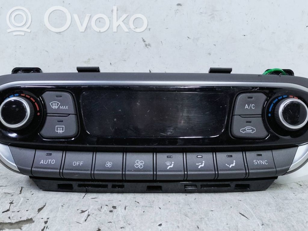 Hyundai i30 Unitate control climatizare 